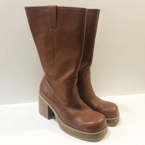 Women’s Size 11 Frye Vintage Dena (Dorian) Chunky Platform Leather Boots